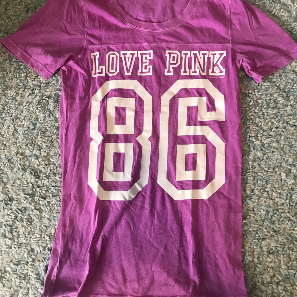 VS PINK T SHIRT